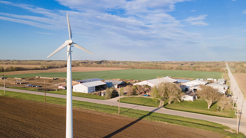 Rottinghaus_Holstein_Farm_0030_Wind-Turbine_806x453px.jpg Rottinghaus_Holstein_Farm_0030_Wind-Turbine_806x453px.jpg